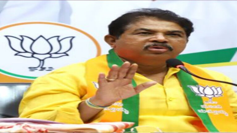 ದಾವಣಗೆರೆ-ಬಾಗಲಕೋಟೆ ಉಪಚುನಾವಣೆ: ಡಿಕೆ ಶಿವಕುಮಾರ್ ನಿರ್ಧಾರಗಳು BJPಗೆ ಲಾಭವೇ? ಆರ್ ಅಶೋಕ್ ಸ್ಫೋಟಕ ಆರೋಪ!